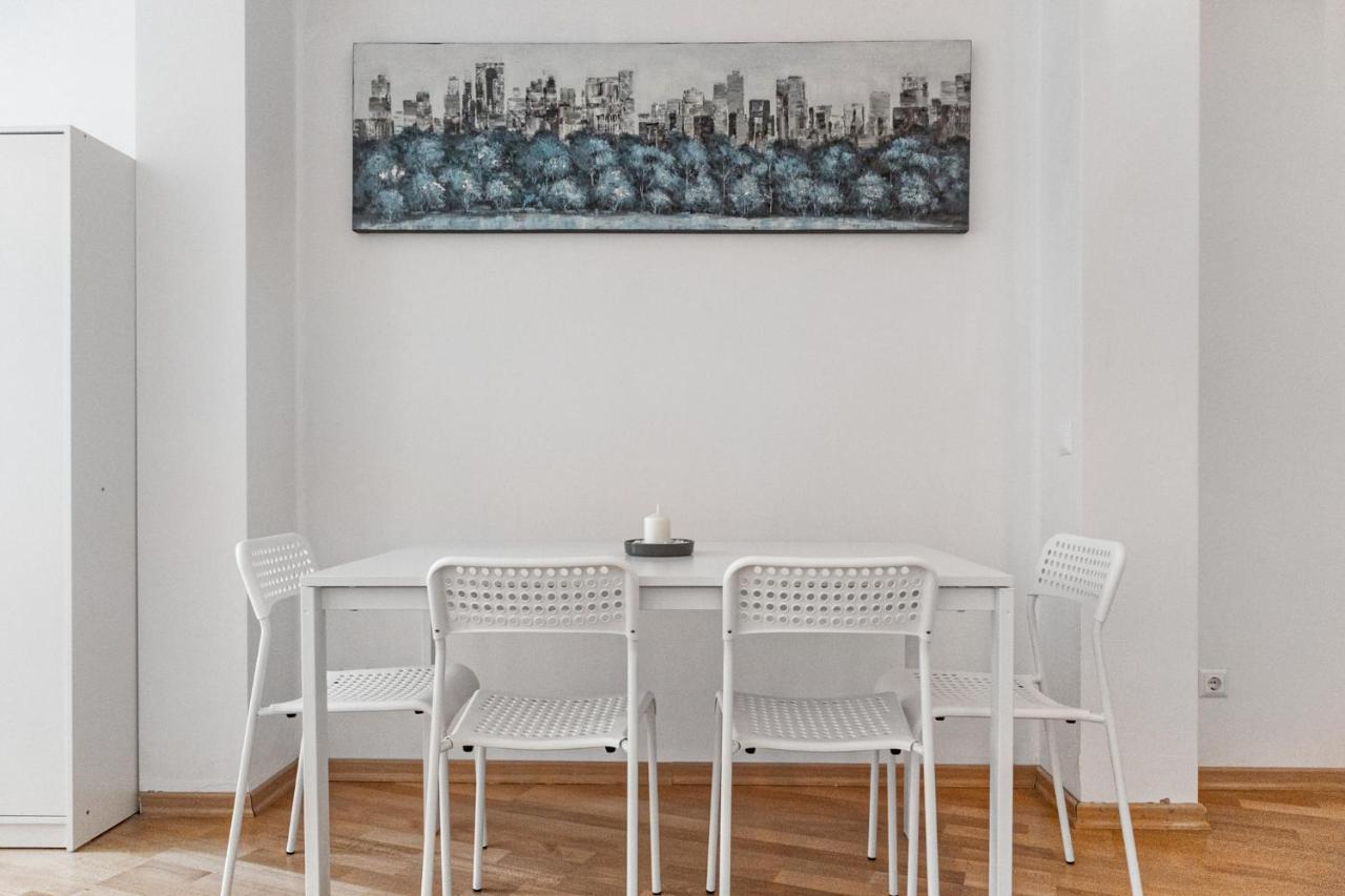 Gasometer Apartment - Designer Building With Amazing View 비엔나 외부 사진